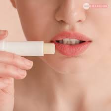 Son dưỡng có màu